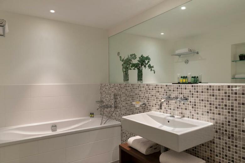 Clarion Hotel Ch�teau Belmont Tours