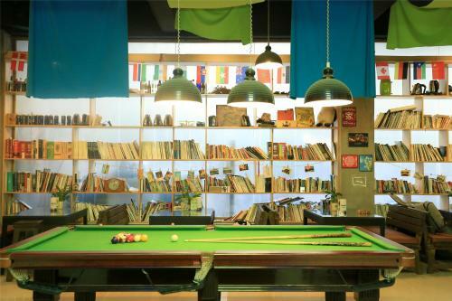 Alley Youth Hostel