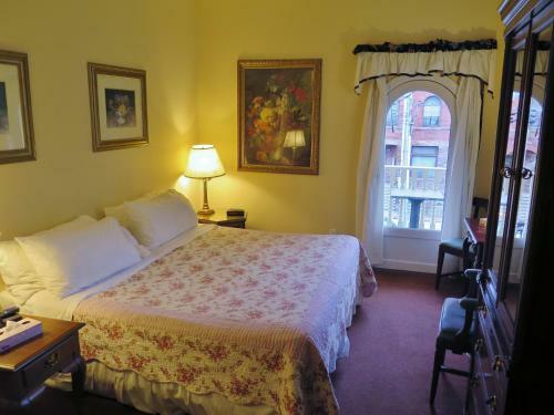 Madison Manor B&B And Pub