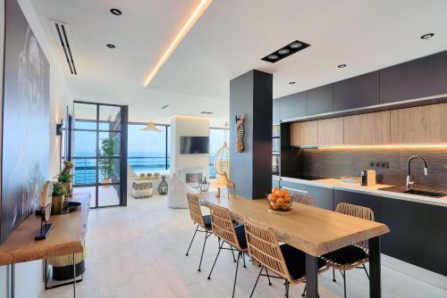 Savanna Beach. Amazing Apartment With Jacuzzi