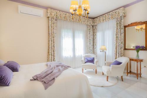 Villa Galemar Pool & Gardens