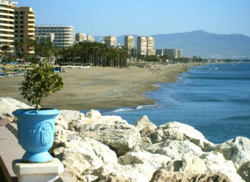 Apartamentos La Puerta Azul 5 El Bajondillo Torremolinos