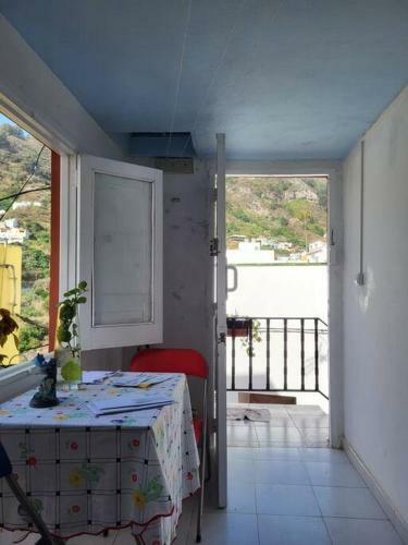 Apartamento Casa En Teror C�ntrica Turismo De Ciudad Y Bosques