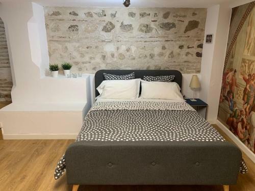 Apartamento Andimi, Hist�rico.