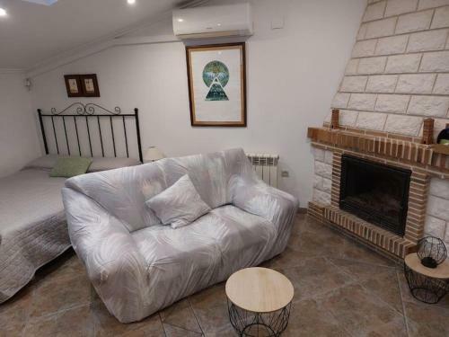 Apartamento La Buhardilla. Aparcamiento Exterior Privado