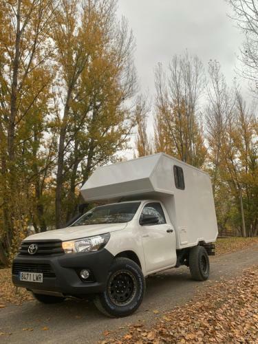 Toyota Hilux Celula Camper 4x4
