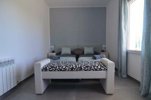 Sue�a Toledo