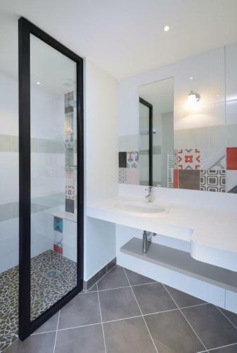 Hotel Logis Du Cavier