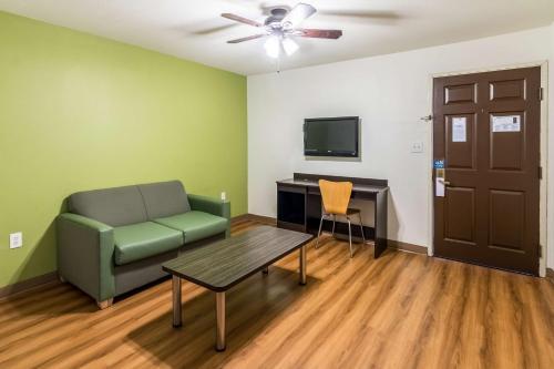 Motel 6 North Richland Hills