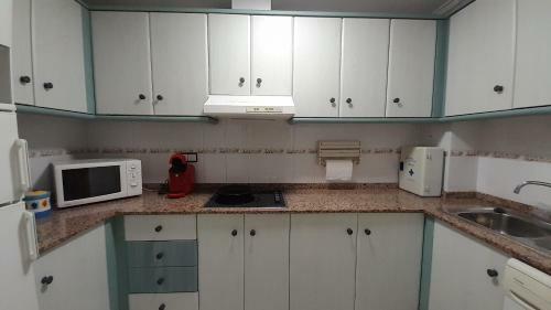 Nice Apartment On The Beach And City Centre