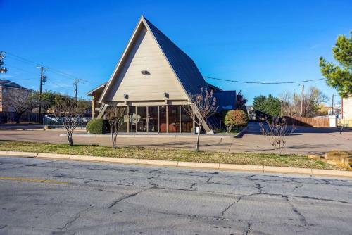 Hotel Parkway Inn Arlington