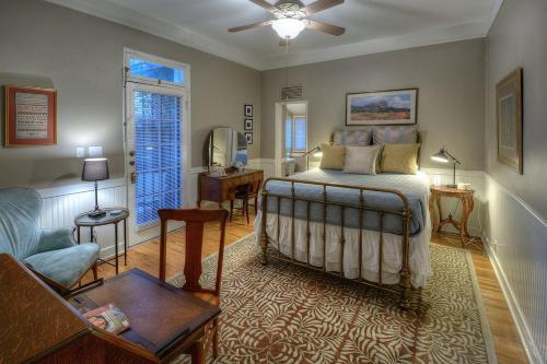Royal Elizabeth Bed & Breakfast