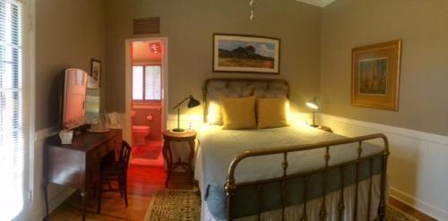 Royal Elizabeth Bed & Breakfast