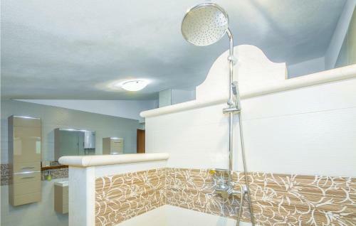 Holiday Home Pucisca 15
