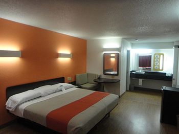 Motel 6 Boerne