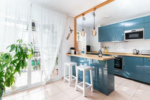 Lovely Apartment Next To The Beach