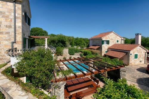 Villa Lu?i