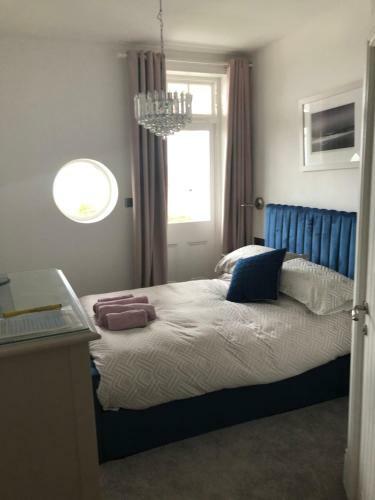 Lazy Waves Bed & Breakfast
