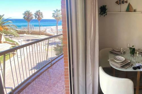 Apartamento Piso Centrico En La Playa Junto La Rambla