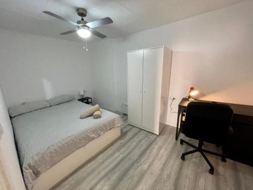 C�modo Apartamento A UNA Calle De La Catedral!