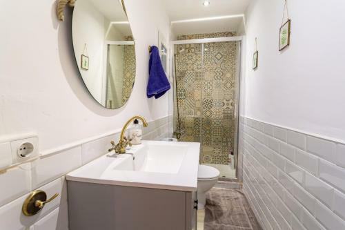 Cosy Apartment. 10min Walk To The Beach & Train