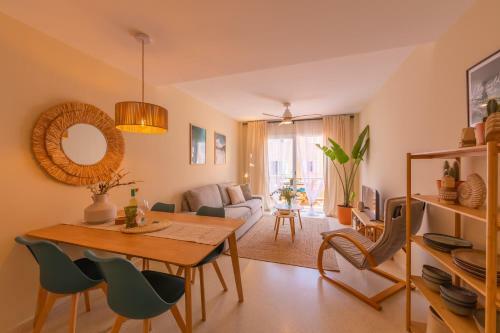 Apartamento 1a Linea Playa, Balcon & Piscina