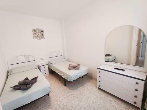 Sunny House Torrevieja With Communal Pool And Garden