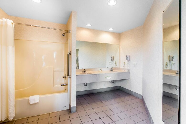 Hotel Comfort Inn Clinton
