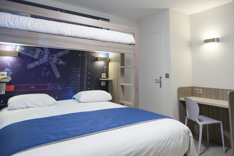 Hotel Kyriad Poitiers Jules Verne Site Du Futuroscope