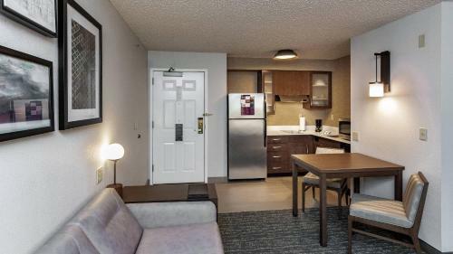 Hotel Residence Inn Anchorage Midtown