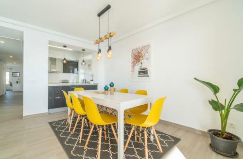 Apartamento Modern 3 Slaapkamer Appartement, 10 Meter Van Strand