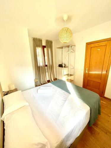 Apartamento Acogedor Piso En Sort Con Piscina