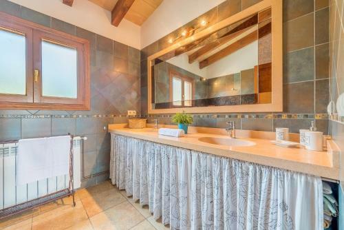 Finca Ses Oliveres By Mallorca House Rent