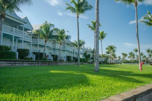 Hotel Indigo Reef Resort Villas