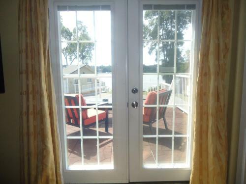 Posada Bayside Inn & Waterfront Suites