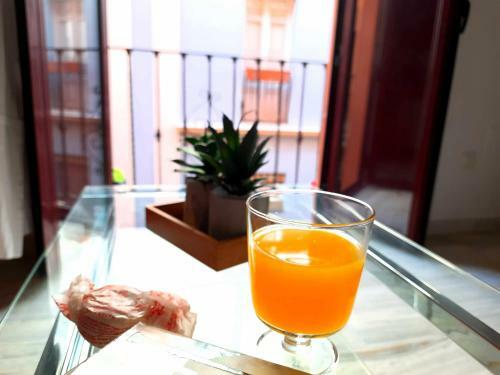 Sunny Balcony - Lovely Center Apartments Alfalfa