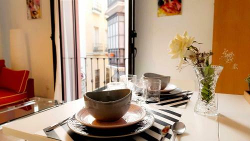 Sunny Balcony - Lovely Center Apartments Alfalfa