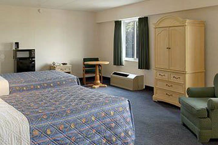 Hotel Days Inn Livonia