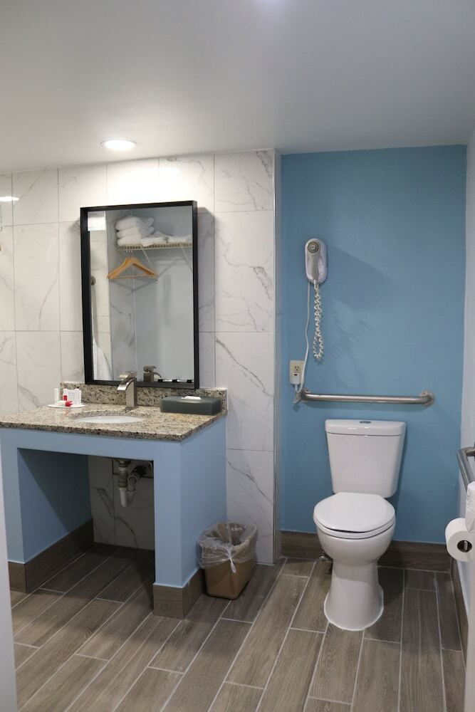 Hotel Days Inn Livonia