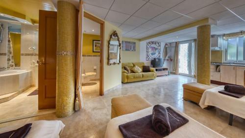 Costacabana - Villa Geolouk