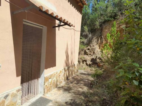 Acogedora Casa A Orillas Del R�o Turia En Chulilla