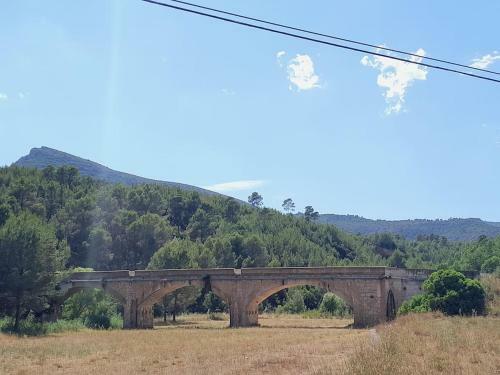 Acogedora Casa A Orillas Del R�o Turia En Chulilla