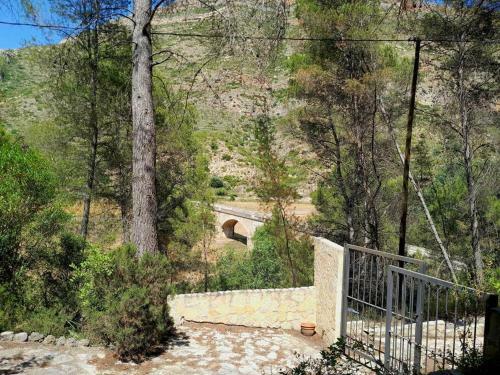 Acogedora Casa A Orillas Del R�o Turia En Chulilla