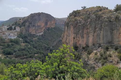 Acogedora Casa A Orillas Del R�o Turia En Chulilla
