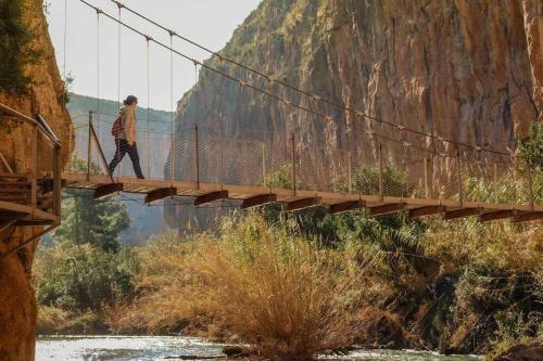 Acogedora Casa A Orillas Del R�o Turia En Chulilla