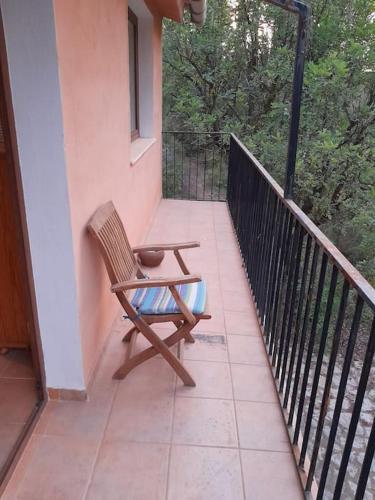 Acogedora Casa A Orillas Del R�o Turia En Chulilla