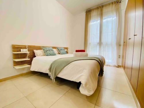 Stylish Apartment With Terrace On The Beachfrom