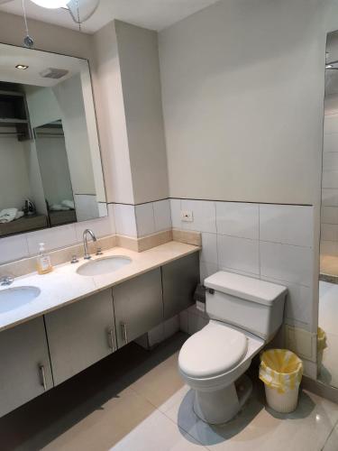 Apartamento Con Terraza Frente Al Mar