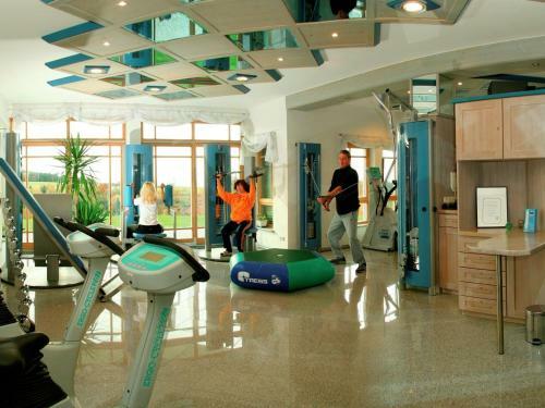 Cushy Apartment With Jacuzzi, Sauna, Solarium, Bbq, Balcony
