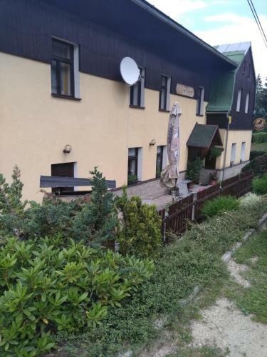 Hostal Penzion Borovice